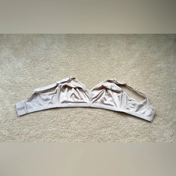 ✨Bali Women’s Full Coverage Bra - 38D - Beige - VGUC - #3372 - Wireless - Picture 5 of 5